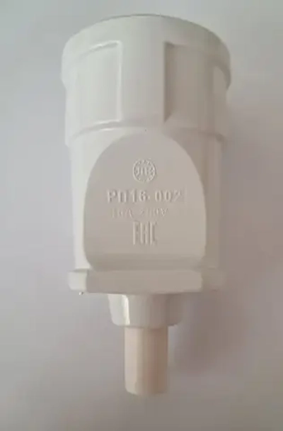 Удлинитель с заземлением "Доктор Ап" 1 розетка, 3 метра, ПуГВВ 3x1.5 мм, белый 3.6 кВт, 16А, серия "Мощный"