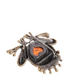 AM-2358 Брошь «Лягушка» (латунь, янтарь)