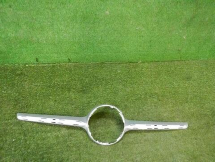 Накладка решетки радиатора Mercedes CLA C117 (2013-2019)