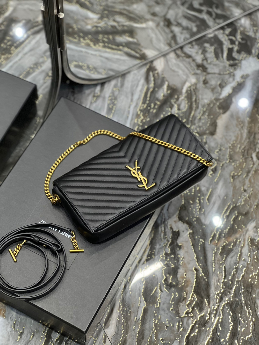 Saint Laurent Kate 99 Bag 26 cm