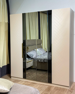 Коллекция ”Эмили” 4-х дверная