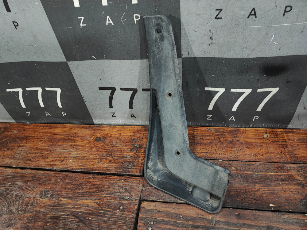 Брызговик задний правый Kia Sportage 4 (QL) 18-22 Б/У Оригинал 86842F1500