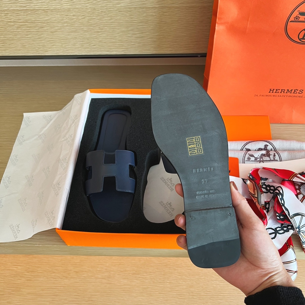 Hermes Oran Sandal