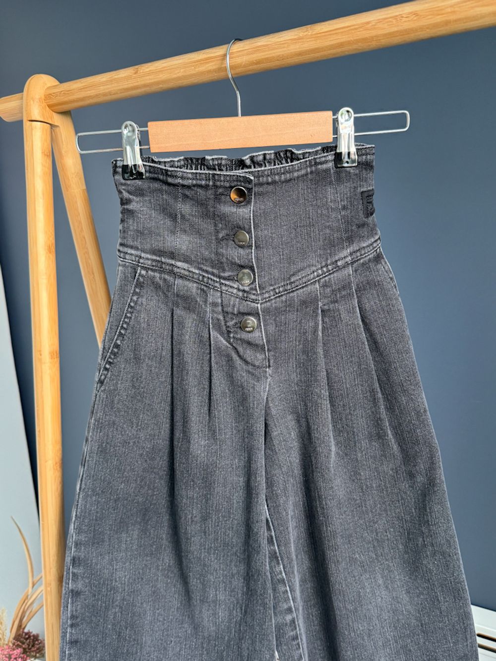 Джинсы Fendi, 128