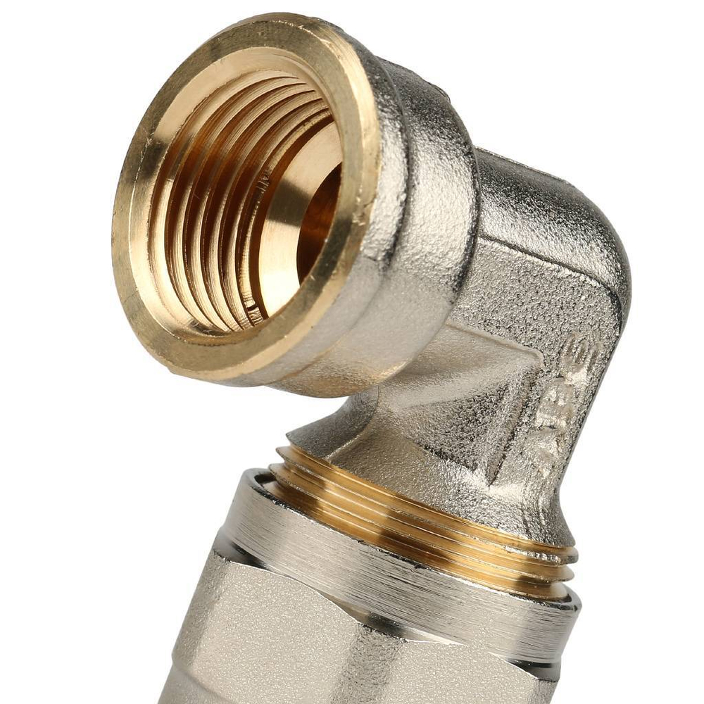 Угольник-переходник с внутренней резьбой    1/2"х20