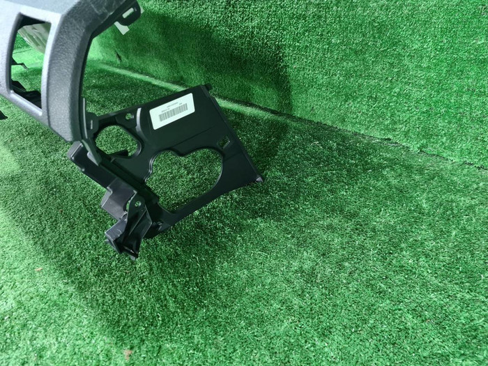 Торпедо Toyota Hiace Н300 (2019-н.в.)