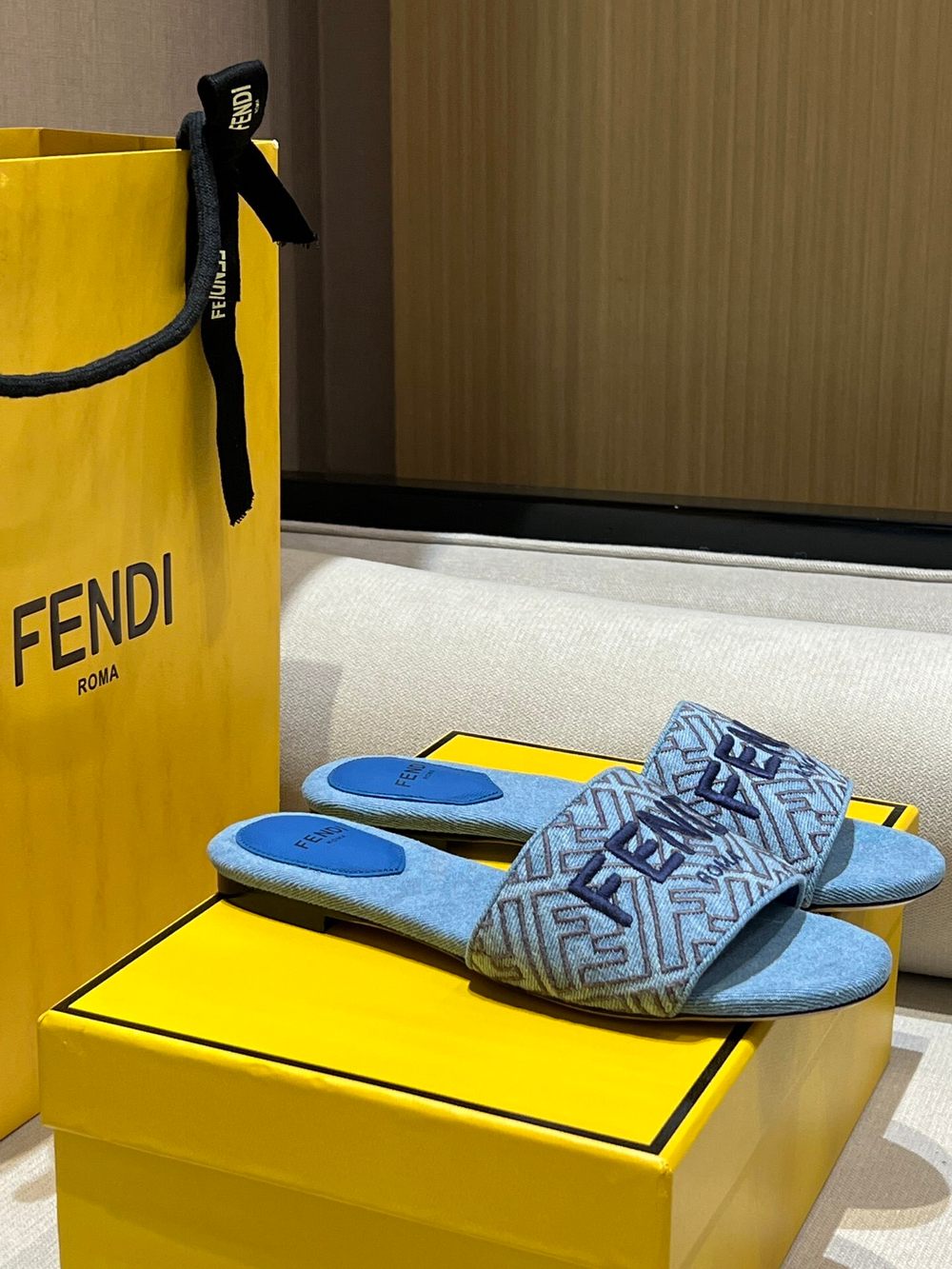 Fendi Singnature Slides