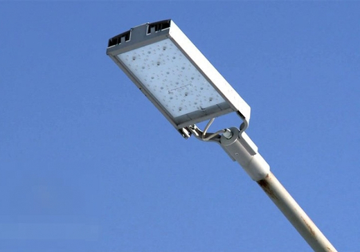 Установка уличных светильников