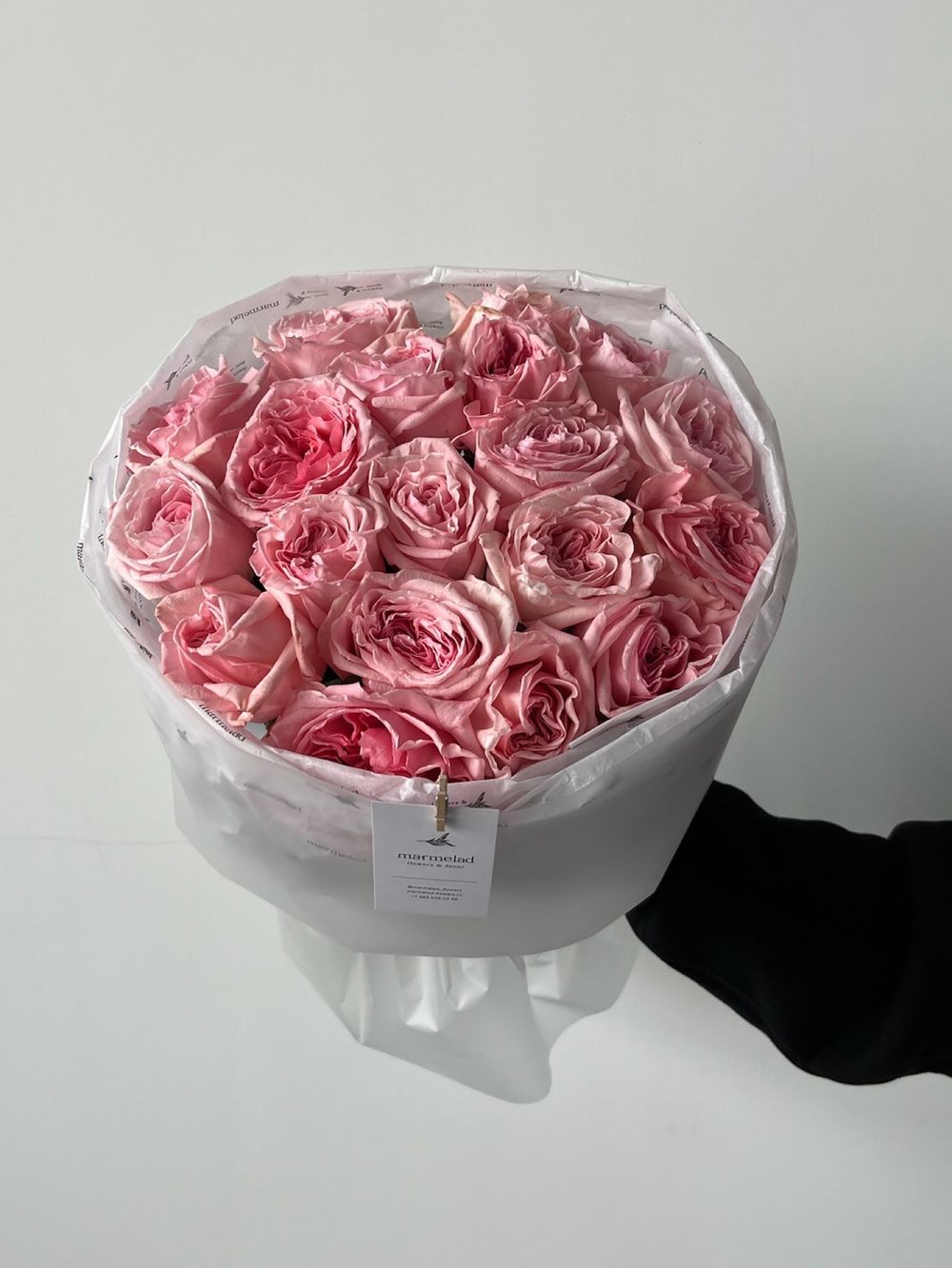 Букет из одноголовой пионовидной розы 19 шт