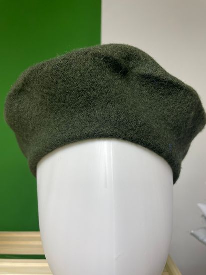 Шерстяной берет