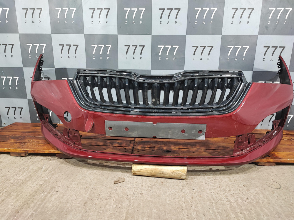 Бампер передний Skoda Rapid 2 20-22 Б/У Оригинал 60U807221M