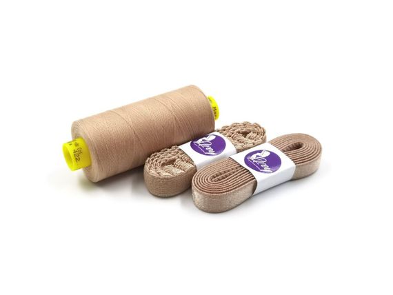 Нитки Guetermann MARA 150/1000 м, кофе с молоком 030