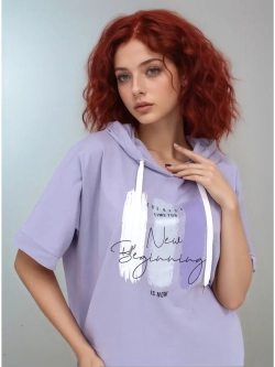 футболка с капюшоном