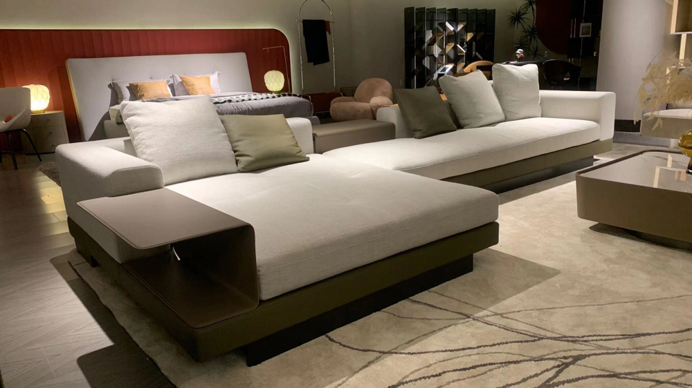 Диван угловой White