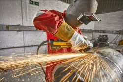 Шлифмашина угловая DeWALT DWE4357
