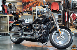 Harley-Davidson Fat Boy 114 Vivid Black с НДС
