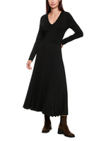 Платье из полиэстера