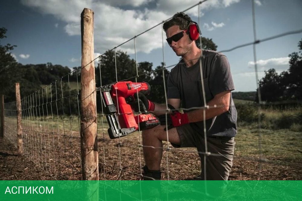 Аккумуляторный степлер Milwaukee M18 FFUS-302C (4933479832)