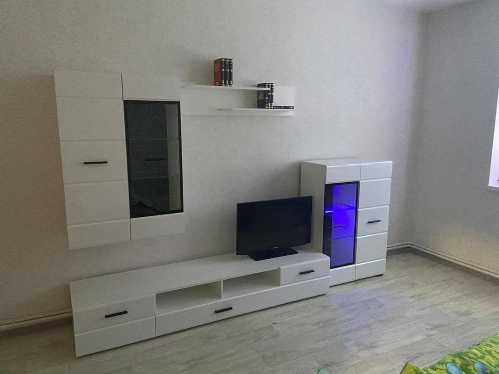 Йорк Тумба ТВ 1д1ящ ПР