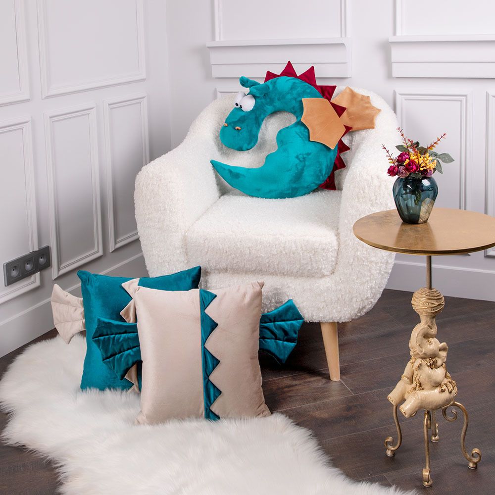 Подушка декоративная Дракон Стар Бежевая