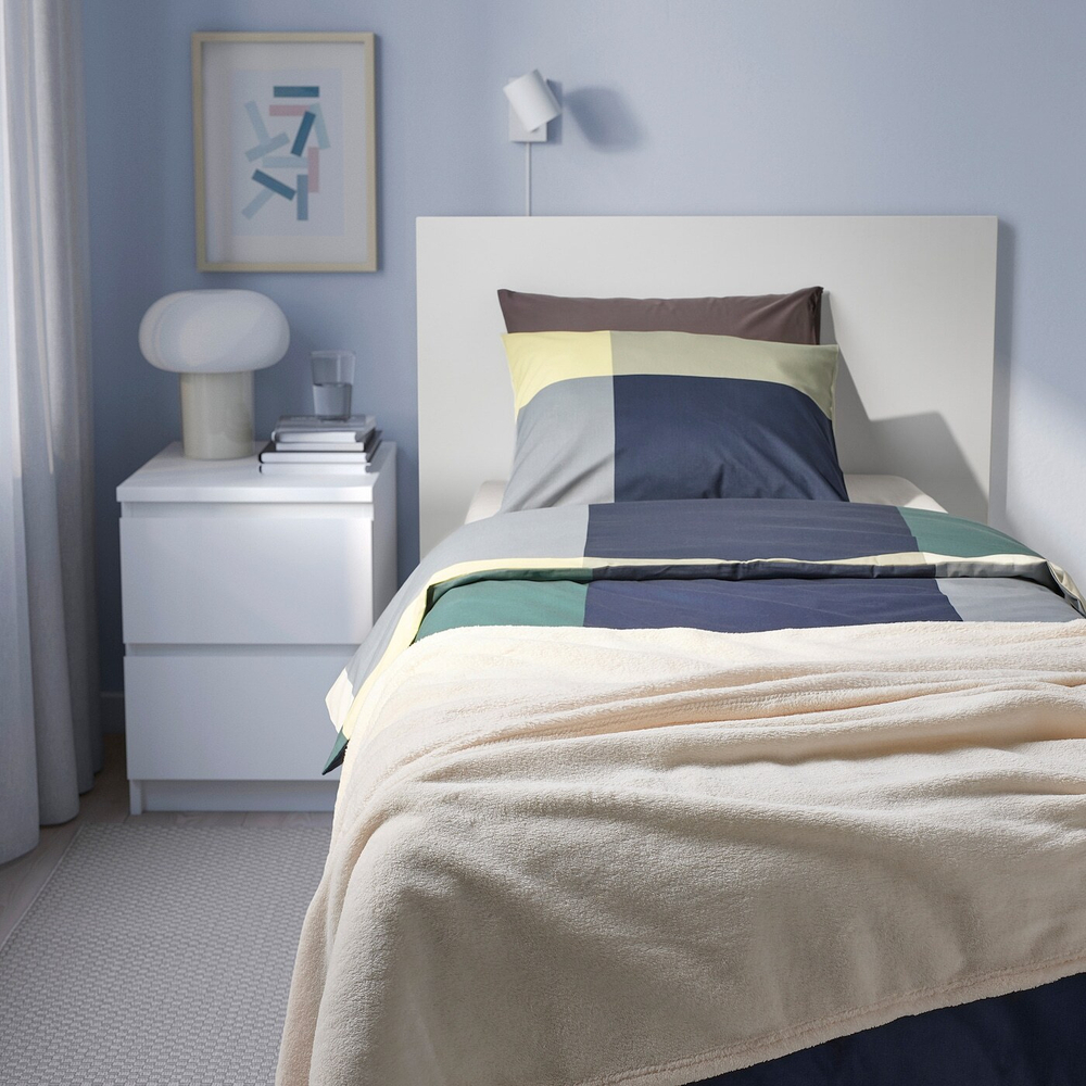 IKEA TRATTVIVA  (ИКЕА ТРАТТВИВА)  -  Покрывало, кремовое, 150x250 см