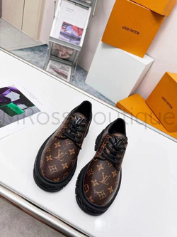 Лоферы женские Louis Vuitton (Луи Виттон) из канвы монограмм люкс класса