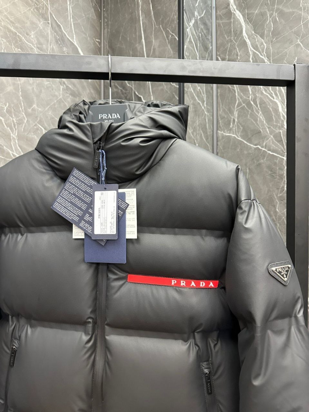 Пуховик Prada