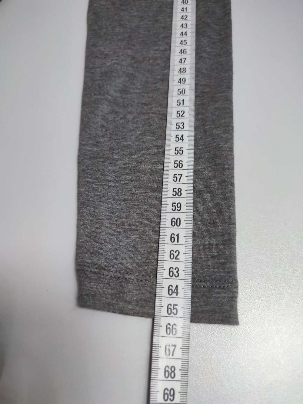 Джемпер лаконичный 44 размер