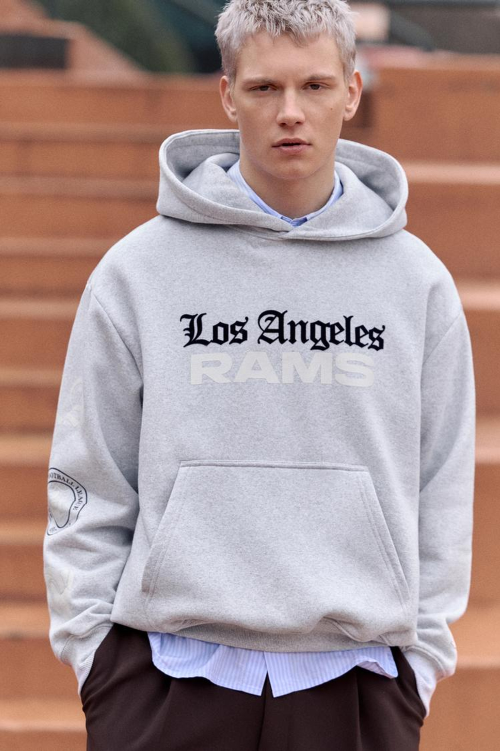 PULL&BEAR Толстовка с капюшоном NFL Los Angeles, серый меланж