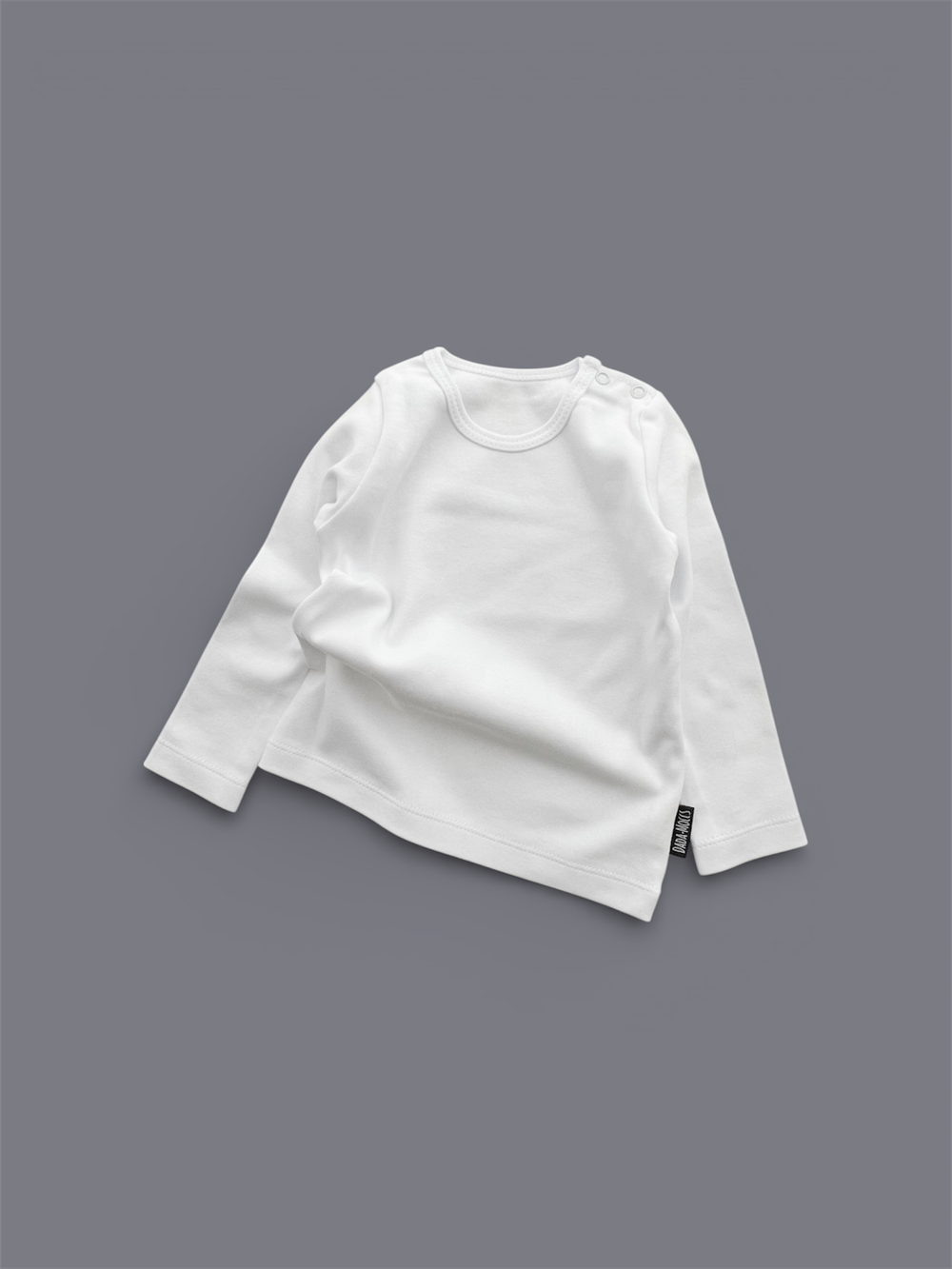 Белый лонгслив