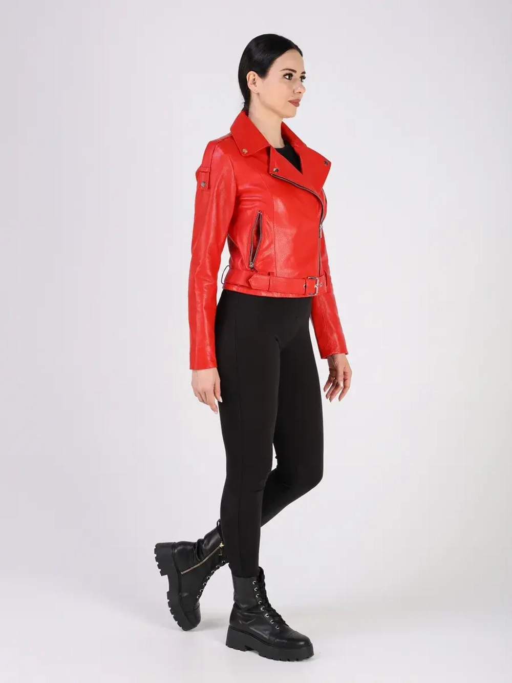 Кожаная куртка демисезонная косуха