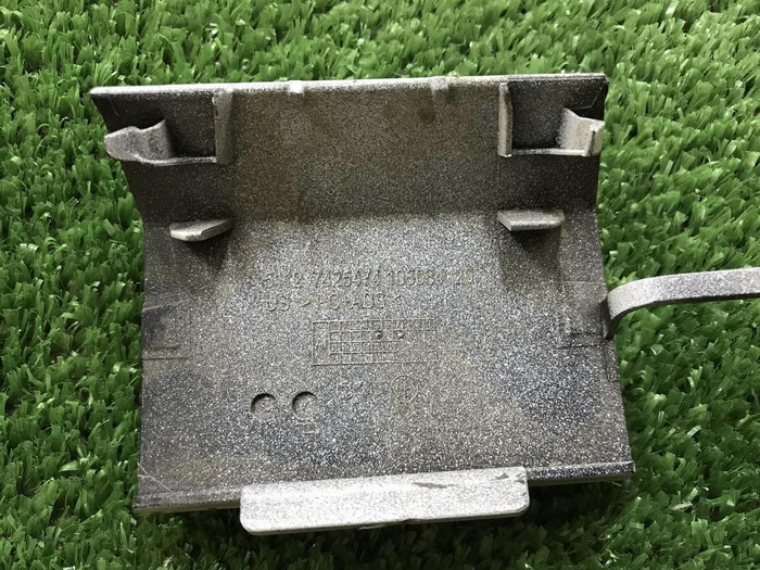 Заглушка буксировочного крюка BMW X5 G05 (18-23)