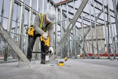 Аккумуляторный строительный пылесос DEWALT DWH161N, 18 В, 0.21 л, без АКБ и ЗУ