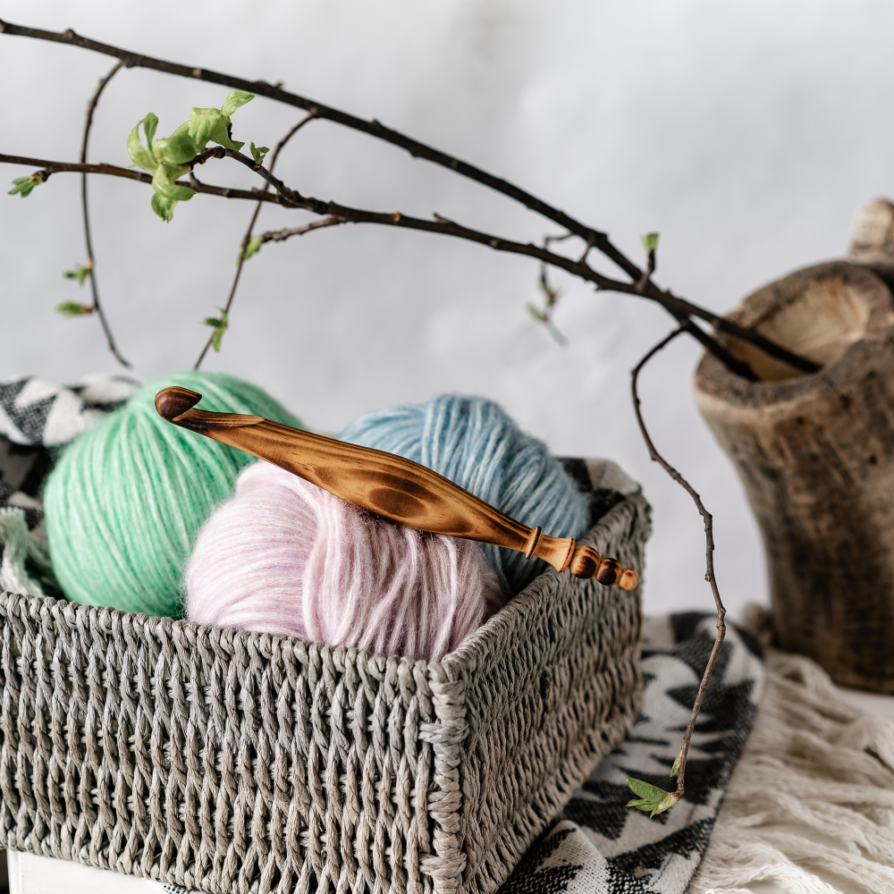 Деревянный крючок для вязания из древесины кедра 11 мм. K258