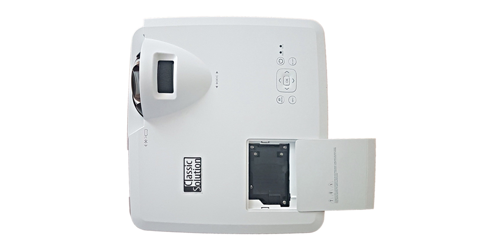 Проектор Classic Solution CS-770UST короткофокусный