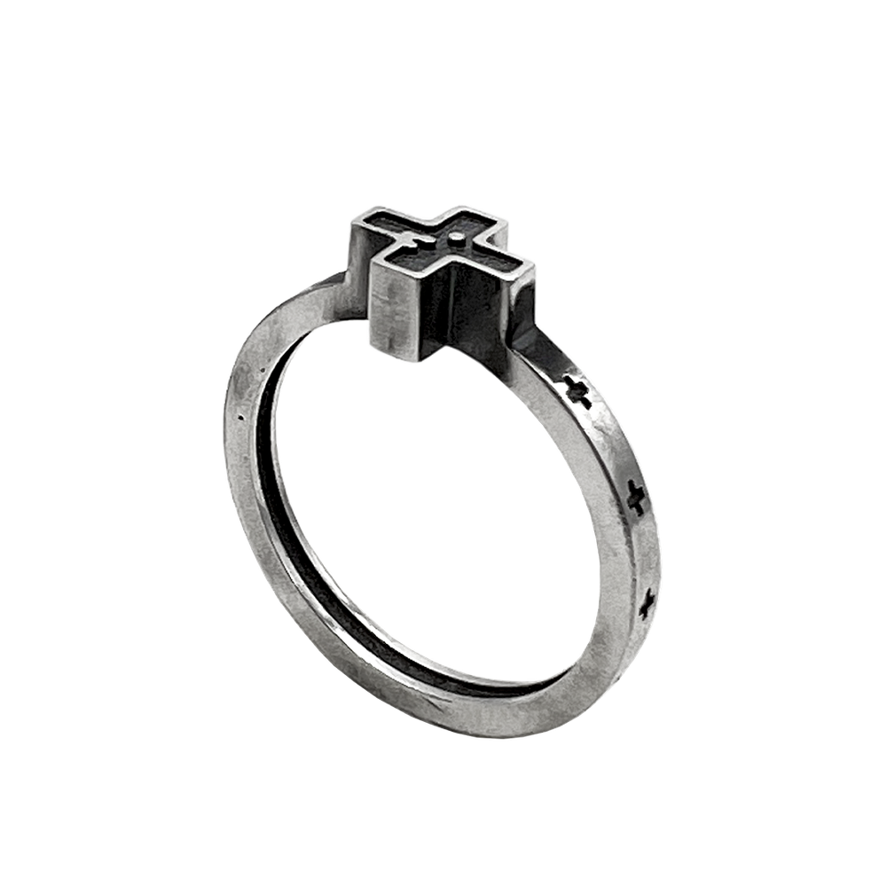 cross 'minus' ring
