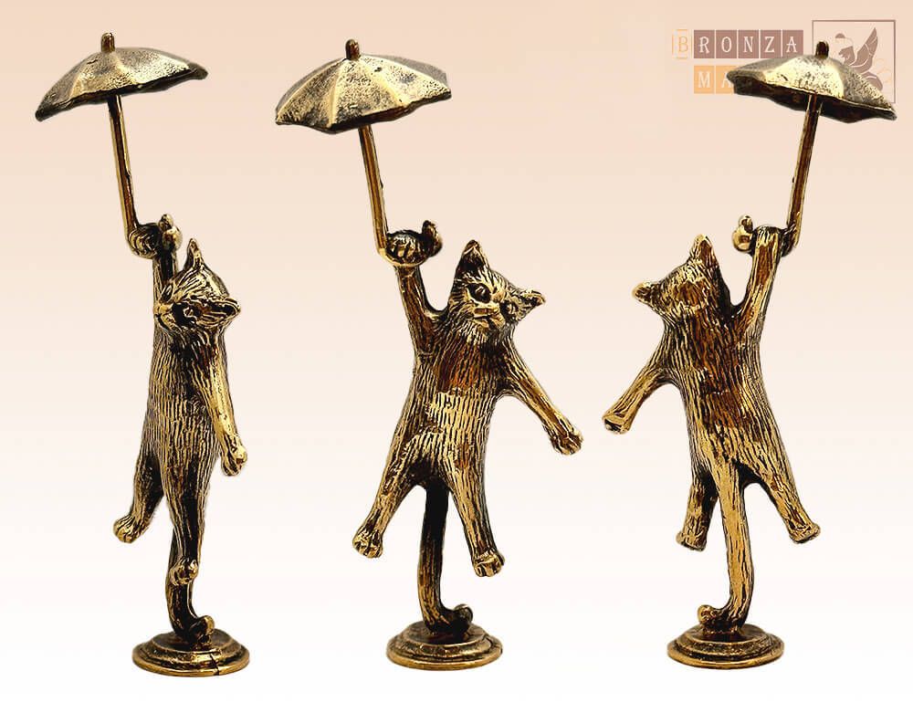 фигурка Котик с зонтом