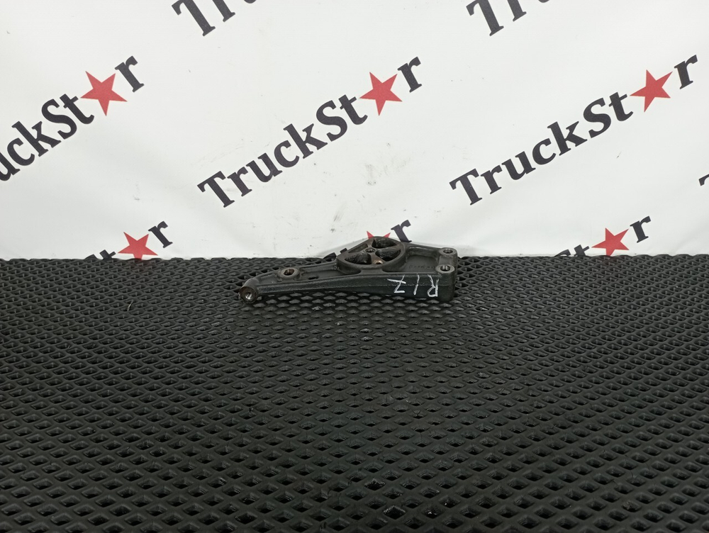 Кронштейн ролика натяжителя 2020г.