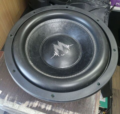 Сабвуфер MOMO TS-1215 v3