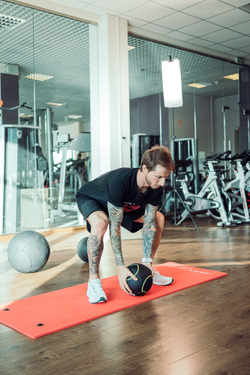 Мяч тренировочный черный 2 кг