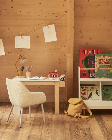 Serwa Письменный стол из белого МДФ с ножками из массива сосны La Forma Испания 