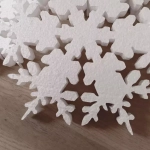 снежинки из пенопласта набор