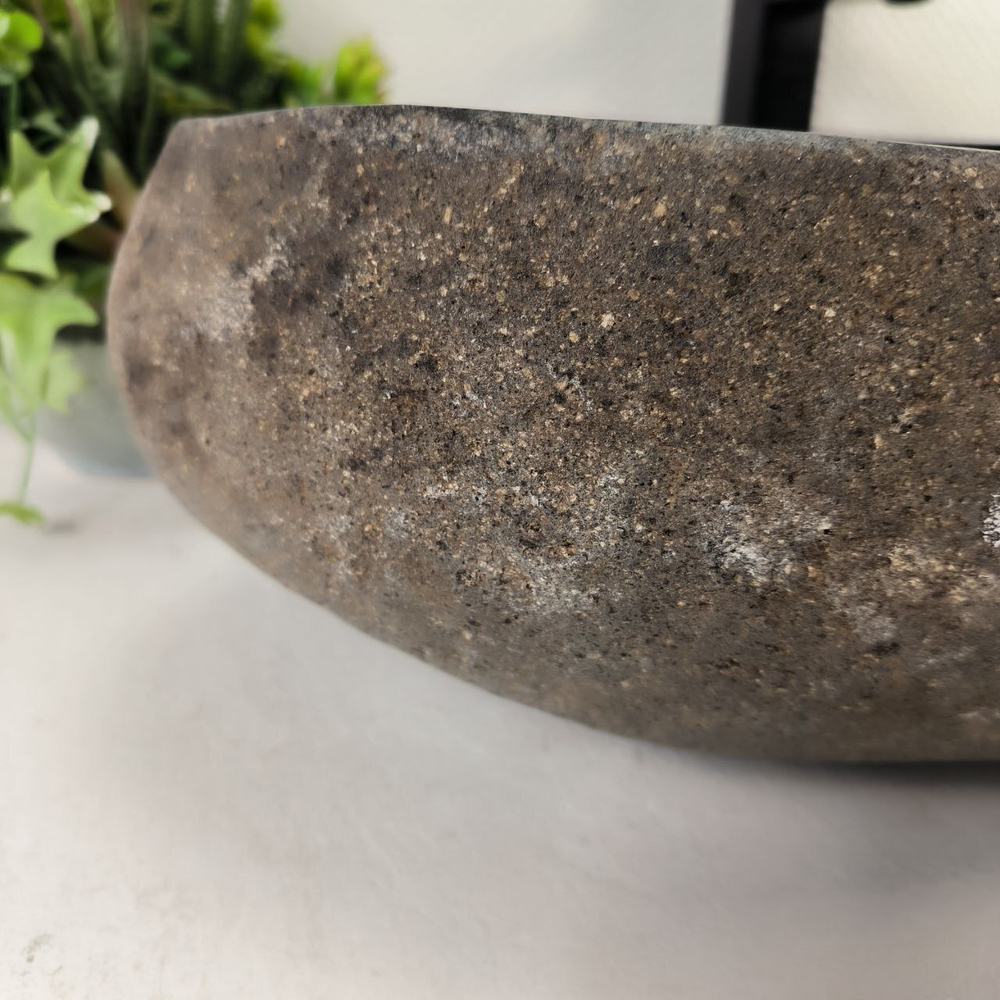 Раковина из речного камня RS-65032 63*47*16 0856