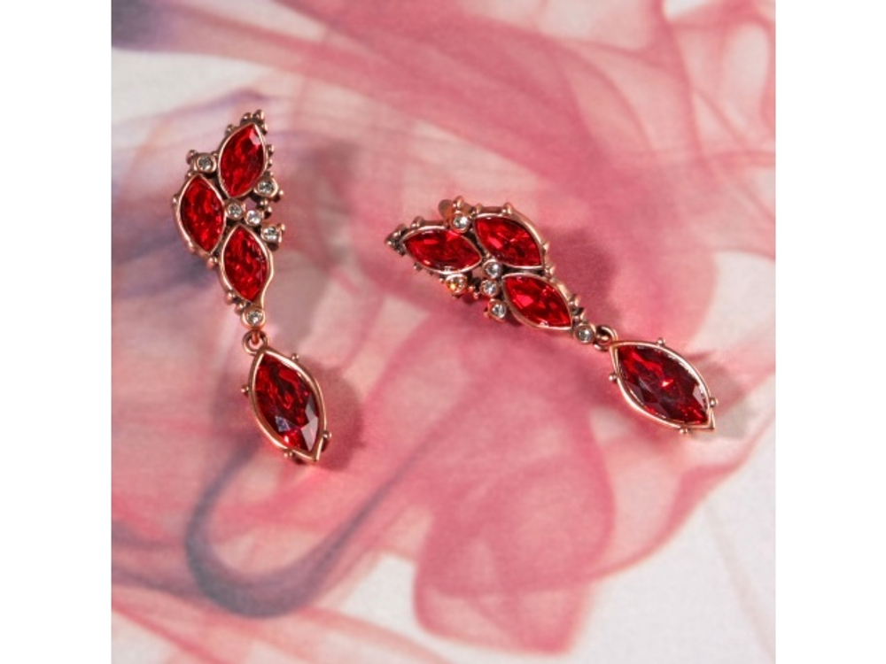 "Мирч" серьги в золотом покрытии из коллекции "Экзотика" от Jenavi  с английским замком