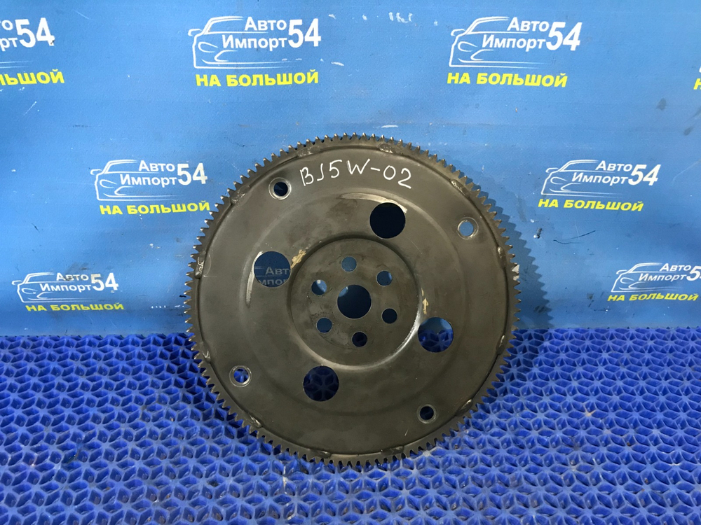 Маховик MAZDA FAMILIA 2001