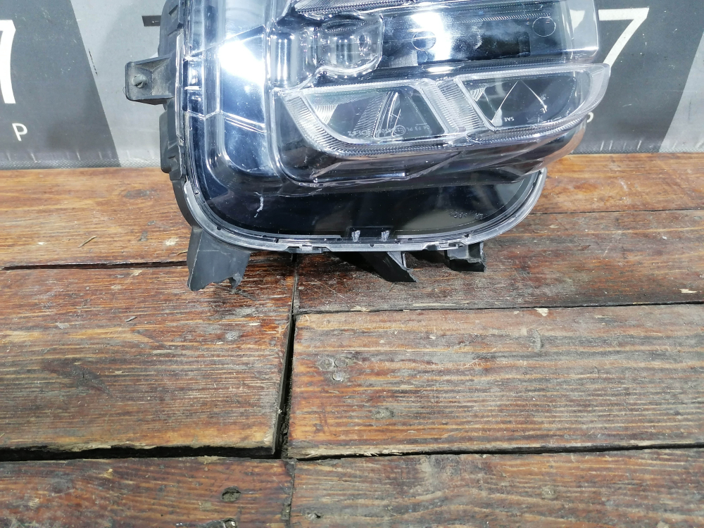 ПТФ передняя левая LED Kia Sportage 4 (QL) 18-22 Б/У Оригинал 92201D9600
