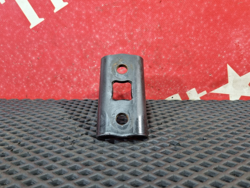 Кронштейн амортизатора кабины