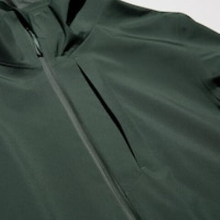 UNIQLO Парка BLOCKTECH, зеленый