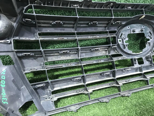 Решетка радиатора Toyota Land Cruiser 200 (2015-2021)