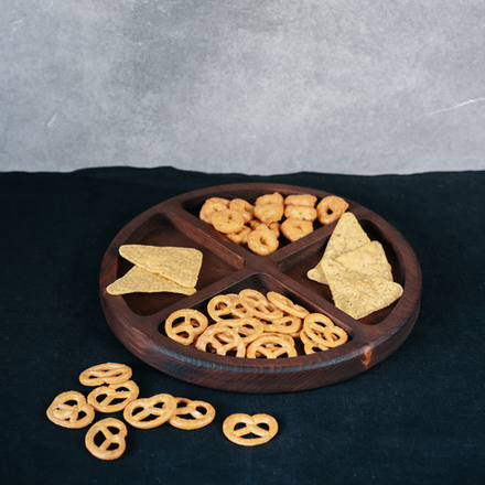 Деревянная тарелка с секциями (менажница) из кедра для подачи блюд и закусок 250 мм